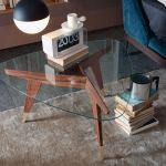 10 tavoli che hanno fatto la storia del design italiano Per favore, usate un sottobicchiere | Image 369926
