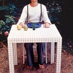 10 tavoli che hanno fatto la storia del design italiano Per favore, usate un sottobicchiere | Image 369906