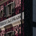 La moda sui muri di Milano La rilevanza culturale dei brand di moda in città passa anche dalle superfici urbane