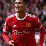 Why does #cristianoronaldo only wear long sleeve jerseys? #soccer #ron, ronaldo short sleeves