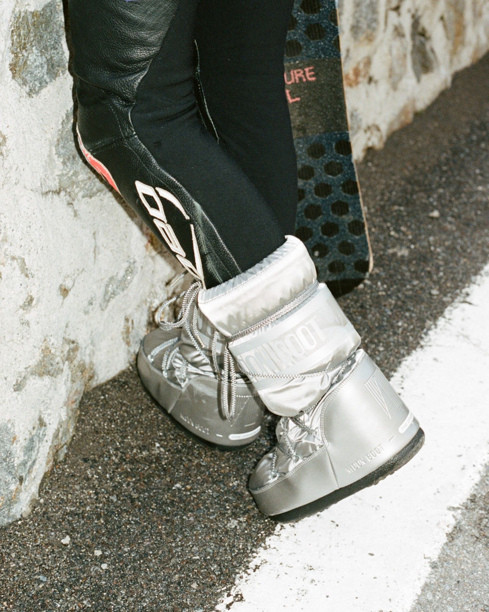 スキー moon boots Moon Boot Introduces Sneaker Boot | Hypebae