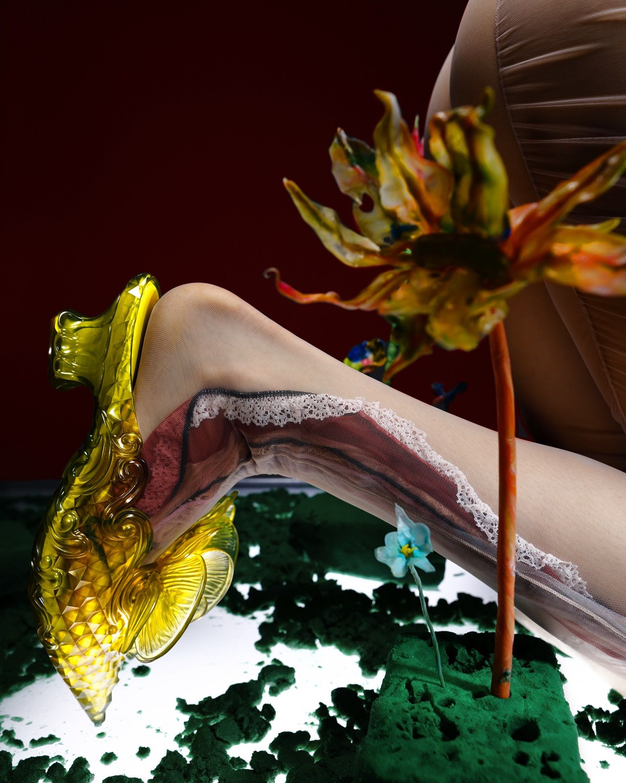 Melissa presents the new collection in collaboration with Y