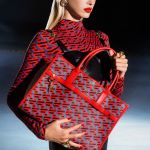 How to style: red outfit for Christmas Touch of color, total-look or statement dress? | Image 390749