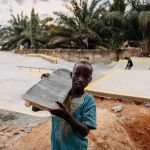 Daily Paper e Off-White™ hanno costruito il primo skate park del Ghana Il Freedom Skatepark è stato presentato ad Accra in collaborazione con il collettivo Surf Ghana