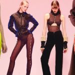 Subversive basics: the Tik Tok trend that tells the values of Gen Z Old torn tights and pierced dresses against the status quo