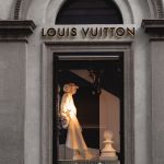 Outlander Magazine on X: Virgil Abloh “Paper Plane” Tribute at Louis  Vuitton in Milan!🖤  / X