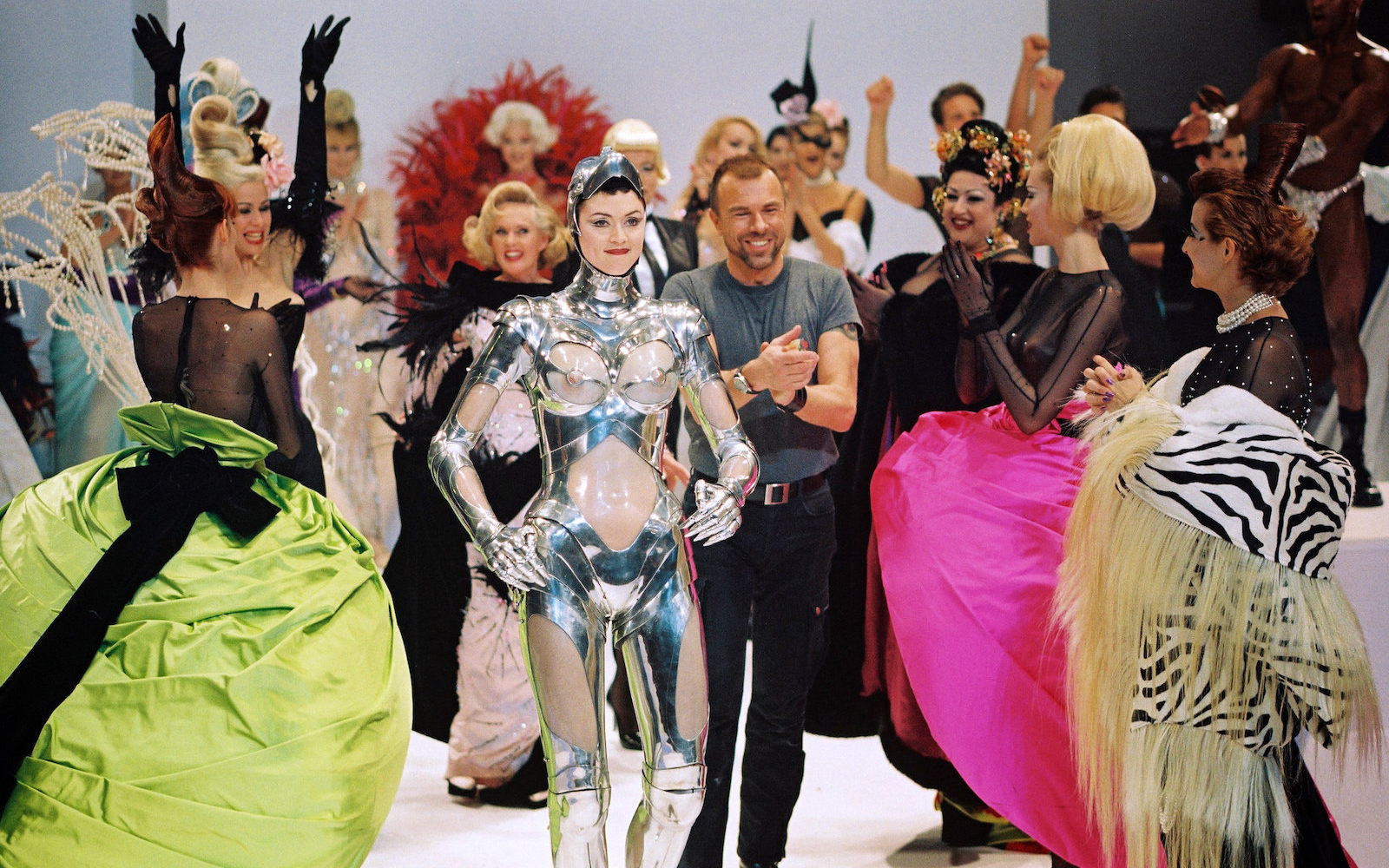 Thierry Mugler's 5 most revolutionary fashion shows
