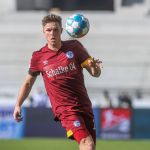 Sempre più squadre europee stanno interrompendo le sponsorizzazioni con aziende russe Ha iniziato lo Schalke 04 con Gazprom, seguita poi da Austria Vienna e Manchester United mentre si attende la decisione dell'UEFA