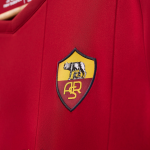 La storia del logo ASR della Roma E perché il suo ritorno sulle maglie giallorosse per il Derby è così importante