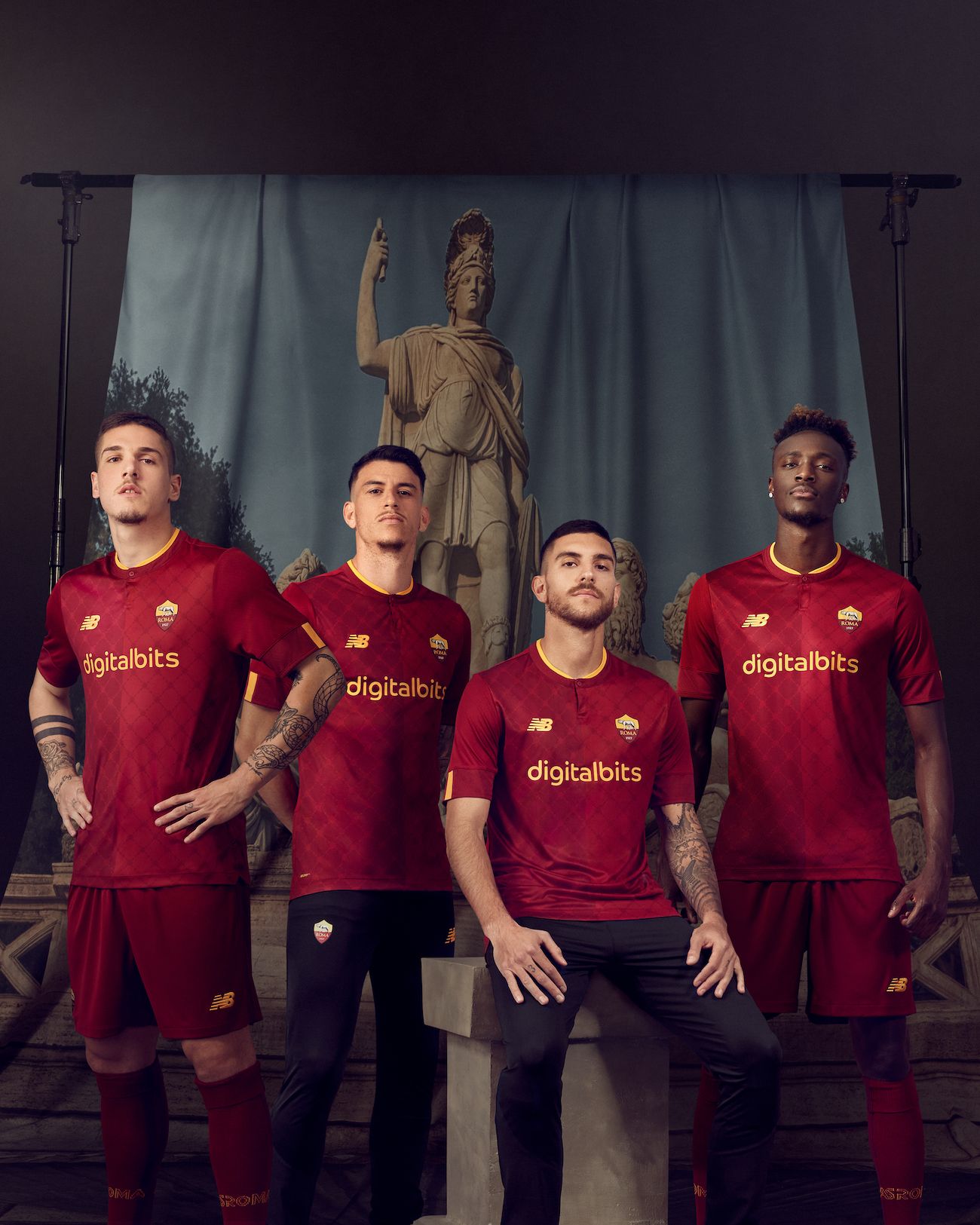 Roma's new jersey designed by New Balance for the 2022/23 season