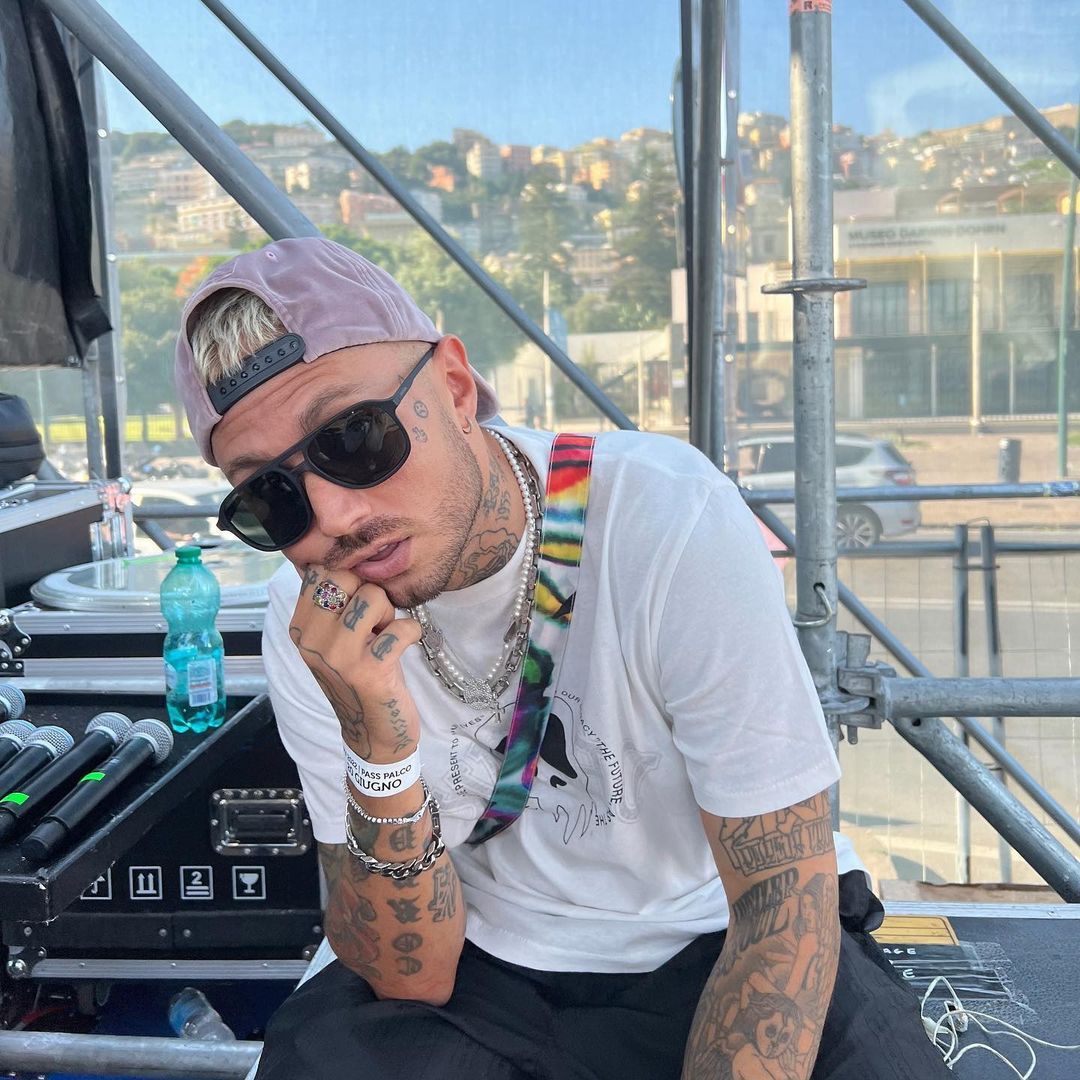 L'estetica dei rapper napoletani sotto il segno di Carrera - nss magazine