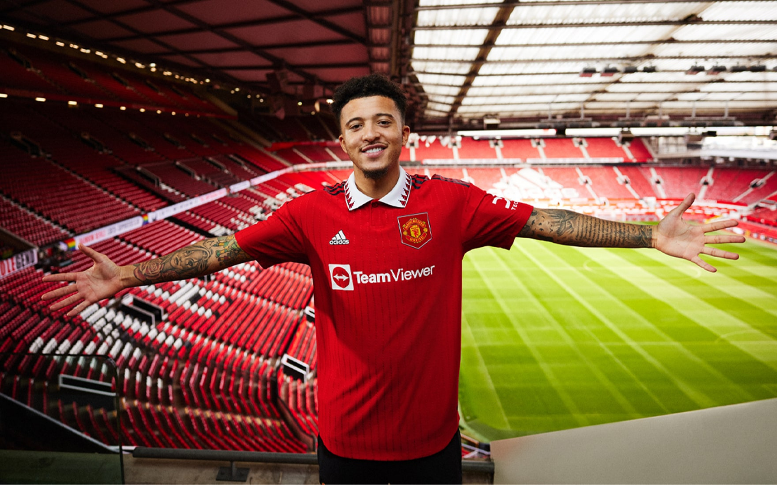 The Manchester United jersey by adidas for the 2022/23 season