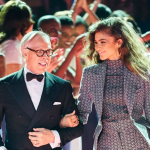 Tommy Hilfiger returns to the New York catwalks Between preppy and phygital experiences