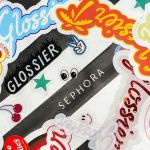 Glossier anuncia que passará a vender seus produtos na Sephora