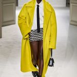 The return of the tie in womenswear From symbol of formal elegance to rebel item | Image 444215
