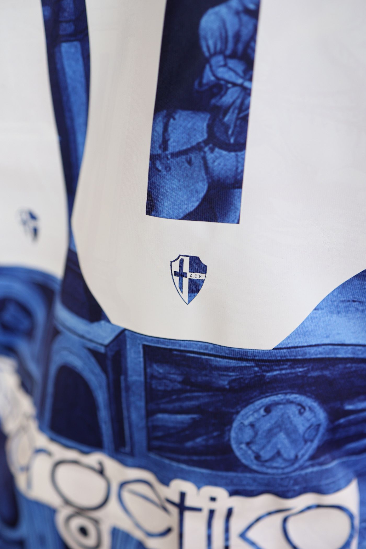 The new Padova jersey made in collaboration with REPLAY