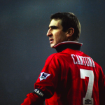 La storia dell'iconica maglia numero 7 del Manchester United Raccontata da chi l'ha indossata e resa così importante