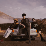 La pratica del curling nella nuova capsule collection di Bally Un dialogo transoceanico tra dettagli western e motivi montani