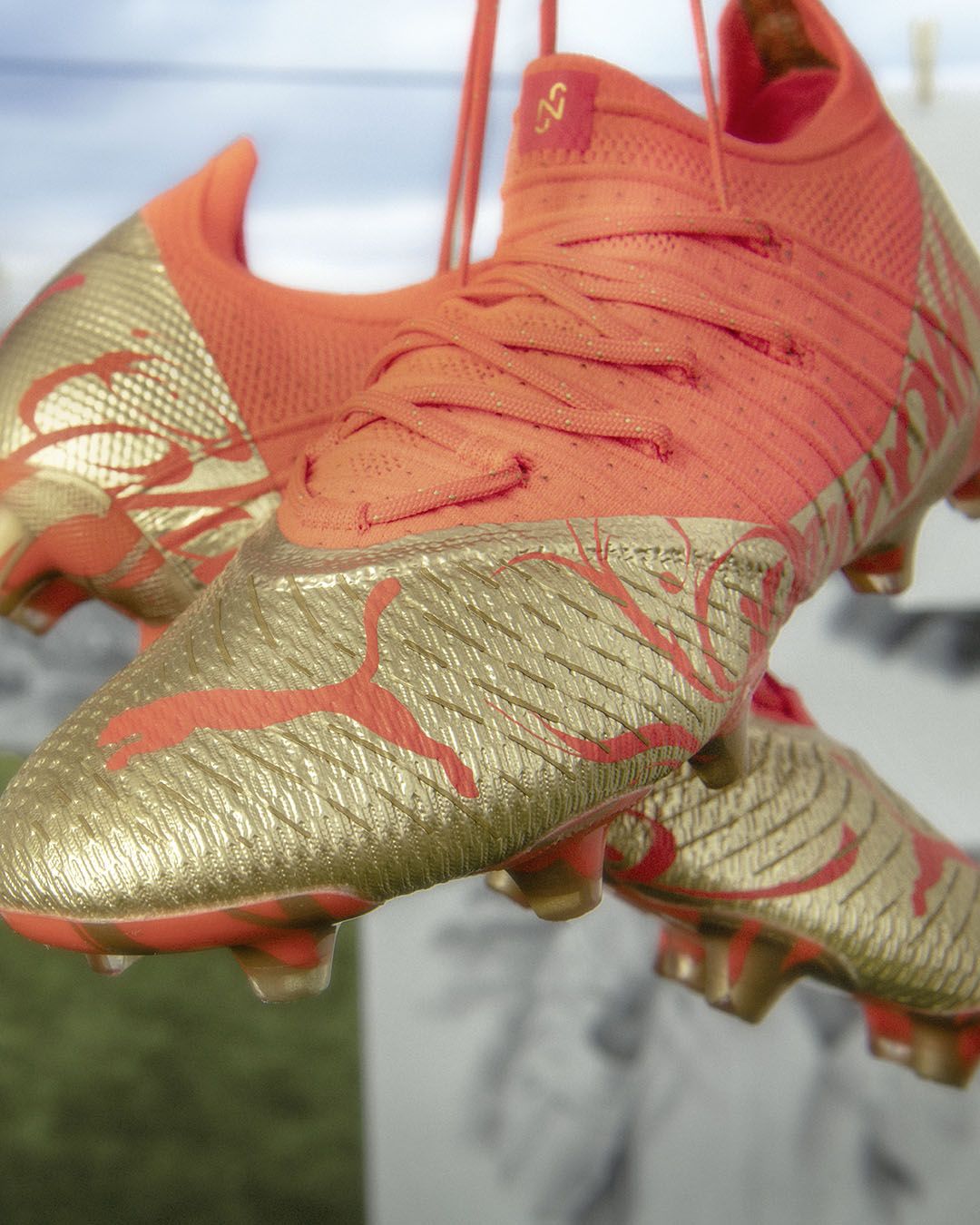 neymar orange boots