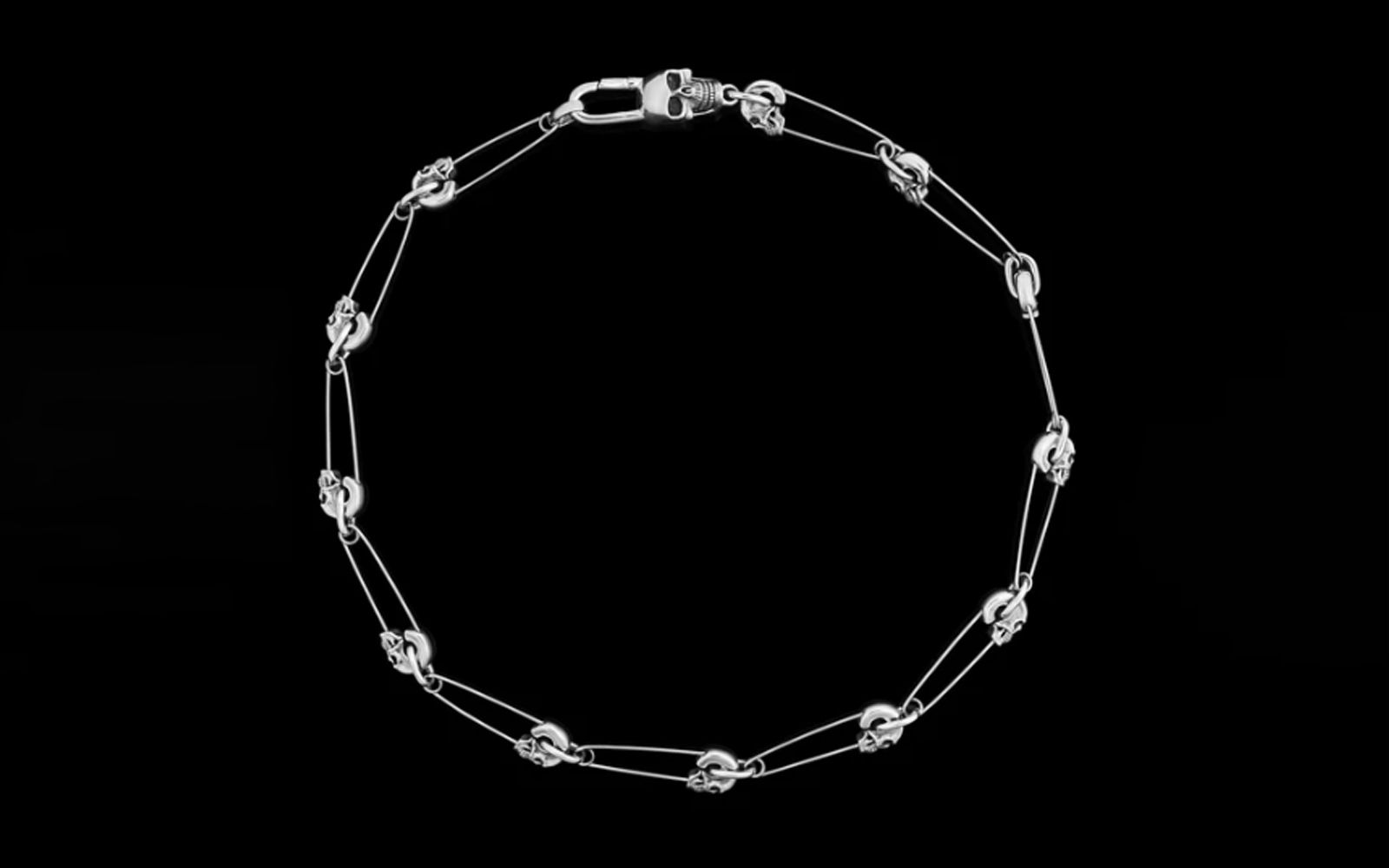 CLOCKS AND COLOURS Whiplash x Travis Barker