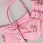 La carica giocosa delle nuove borse genderless Blumarine DNA Seduttive, divertenti e versatili, in pieno stile Y2K