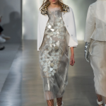 Quando la moda è di vetro Il vetro come strumento narrativo e creativo di alcuni dei designer più celebri | Image 434856