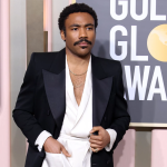 5 look dei Golden Globe 2023 che meritano una riflessione in più Le mire espansionistiche di Acne Studios, il nuovo look di Jenna Ortega e il triste ritorno di Margot Robbie in Chanel