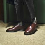 Dr. Martens e Undercover collaborano a una capsule ispirata al mondo del cinema Protagonista assoluto è il modello 1461 del brand | Image 435958