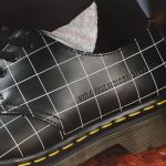 Dr. Martens e Undercover collaborano a una capsule ispirata al mondo del cinema Protagonista assoluto è il modello 1461 del brand | Image 435955