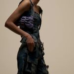 Blumarine reinterpreta l’estetica grunge nella collezione pre-fall 2023 Senza rinunciare allo stile Y2K e ad un tocco sexy | Image 436839