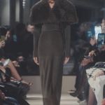 When the fashion show is in the home of the creative director Two days ago the Alaïa fashion show was held, strangely enough, in Pieter Mulier's personal apartment | Image 438026