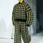 Il nuovo minimalismo nipponico di Marni Colori primari, stampe check alla Clueless, pois alla Kusama e una nuova umanità | Image 438351