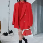 Il nuovo minimalismo nipponico di Marni Colori primari, stampe check alla Clueless, pois alla Kusama e una nuova umanità | Image 438347
