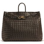 Bottega Veneta introduces the new Andiamo bag A new object of desire that combines craftsmanship, functionality and coolness | Image 438777