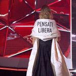 I migliori outfit e beauty look della prima serata di Sanremo 2023 Dai look femministi di Chiara Ferragni ad Anna Oxa in versione Banshee