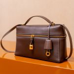 In viaggio tra le eccellenze del mondo con la collezione FW23 di Loro Piana In occasione della Milan Fashion Week, il brand ha optato per una presentazione fuori dal comune | Image 441192