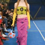 Cormio conquers the field and presents the funniest accessory of Milan Fashion Week Between girly aesthetics and Futsal inspirations | Image 441148