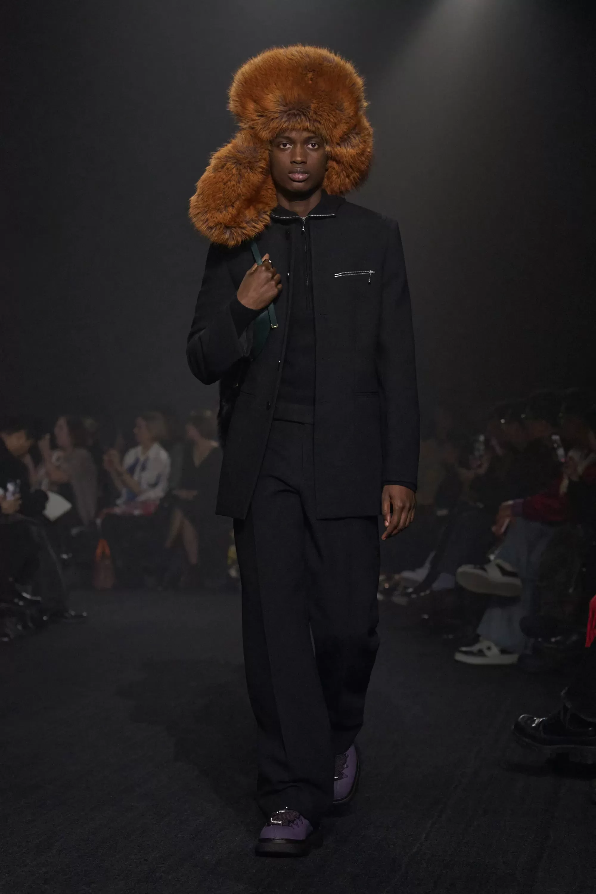 Why the bearskin is the real trend of the season From Gucci's glamorous declination to Burberry's hunting twist | Image 441756