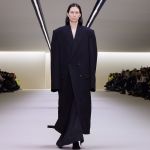 For Balenciaga, looking to the past is the only way to look to the future Without memes and provocations, Balenciaga's reset to rely on the brand's past and its designer | Image 443745