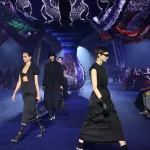 The best sets of the Fall/Winter 23 season From Gucci's lush green velvet to Loewe's pressed confetti cubes | Image 444425