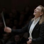 Lydia Tár è l'icona di stile di cui avevamo bisogno Cappotto The Row e gilet di cachemire, dovremmo vestirci tutti come il personaggio di Cathe Blanchett | Image 444767
