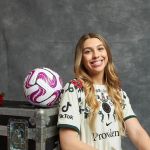 La maglia delle Portland Thorns non passa certo inosservata Un design old-school che ricorda le stampe y2k di Ed Hardy | Image 445437