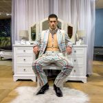 The irresistible chaos of Vivienne Westwood's FW23/24 collection Between punk, DIY, Renaissance style, Old Hollywood and London | Image 445981