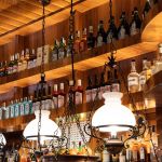 Alla scoperta del Bar Quadronno, il bar di Milano amato da Matthieu Blazy Frequentato da Miuccia Prada, ha ispirato la nuova borsa di Bottega Veneta | Image 446532