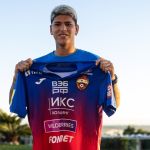 Una squadra di El Salvador ha la maglia identica a quella usata dal CSKA Mosca Alcune maglie non finiscono, fanno giri immensi e poi ritornano | Image 447233