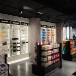 Naïma AllScent è il nuovo place to be per le amanti del beauty Il 30 marzo Naïma AllScent ha inaugurato le sue porte in Corso Buenos Aires e noi di nss G-Club siamo andate a dare una sbirciatina | Image 447359