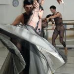 Quando la moda si dà al balletto Da Burberry ad Alaïa, i designer elevano il proprio lavoro sul palcoscenico
