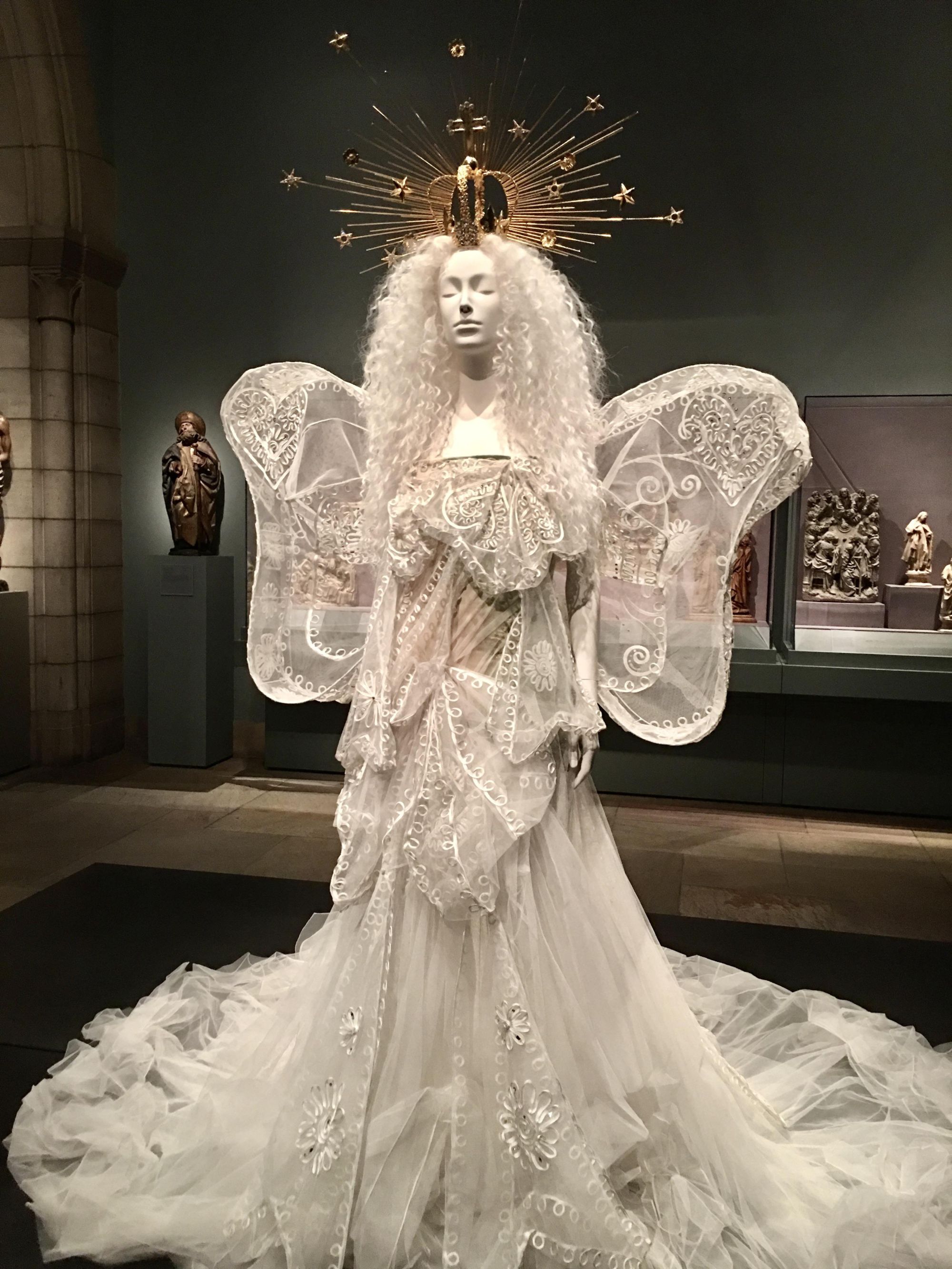 A brief history of angel wings in fashion Grunge icon, fashion fetish | Image 452350