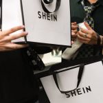Shein è davvero in crisi? Competizione crescente, pressioni politiche e dati difficili da interpretare