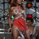 Tina Turner's unmistakable style Miniskirts, big hair, denim, bangs and so much attitude | Image 454721